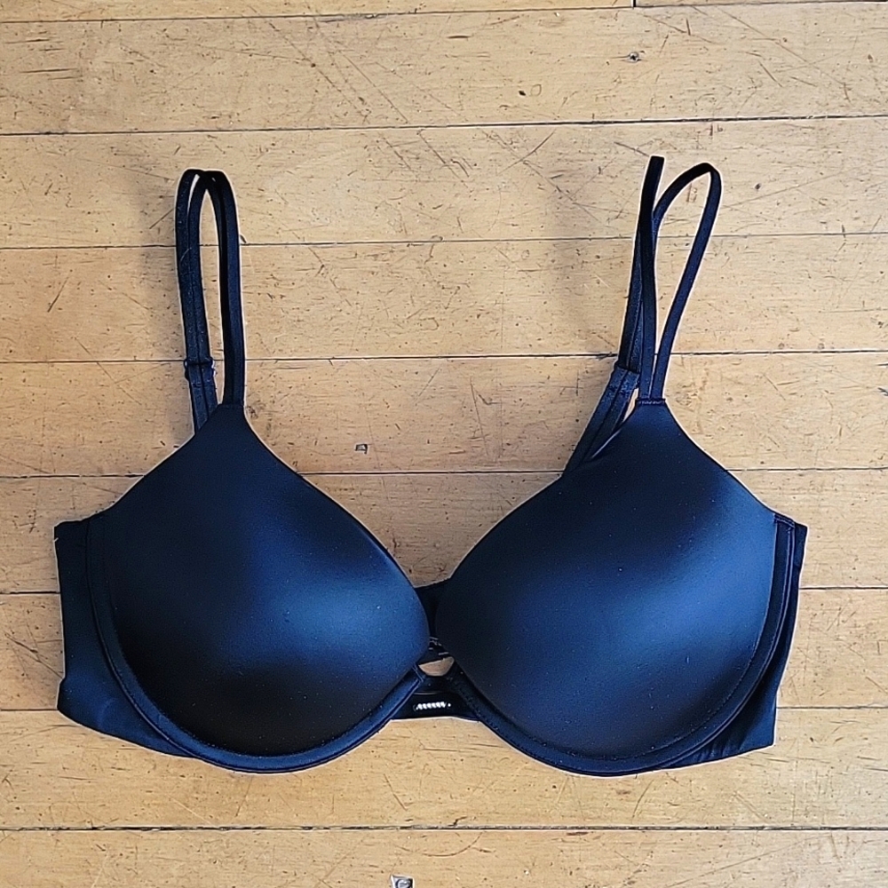 Very Sexy Victoria's Secret Push Up Bra, Size 36D, Black with Rhinestones